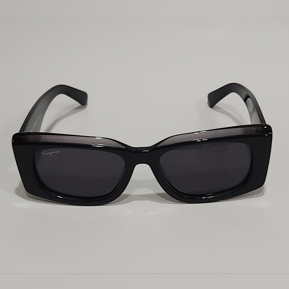Ferragamo Black Rectangular Sunglasses - Picture 8 of 11